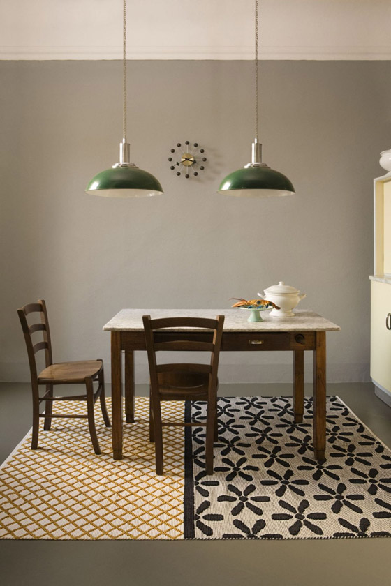 Bavlnený koberec Doubleface FLEUR z kolekcie mladých talianskych návrhárov pre značku Karpeta