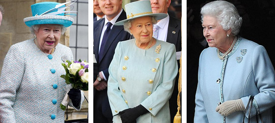 Kráľovná Alžbeta vo svetlomodrých kostýmoch