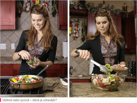 Žena pripravujúca zeleninové šaláty