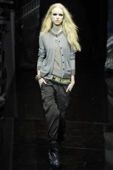 Bieley outfit - modelka